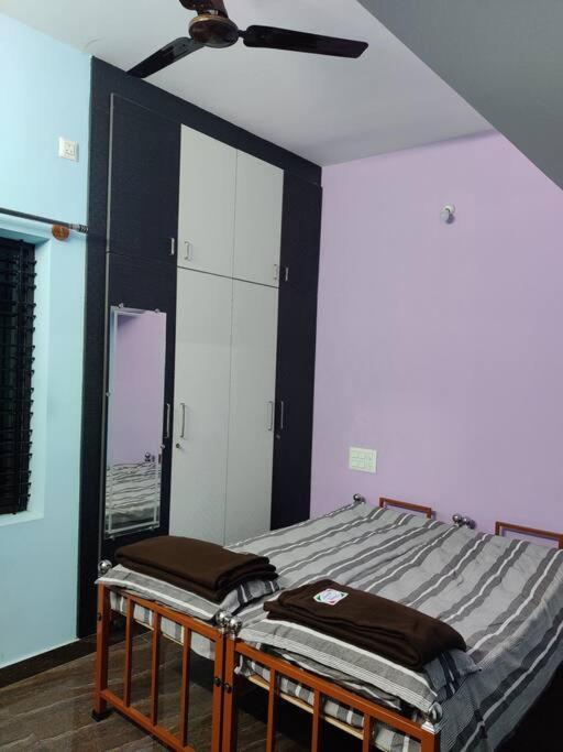 Fully Furnished 3Bhk Call-8O882-37972 Villa Mysore Exteriör bild